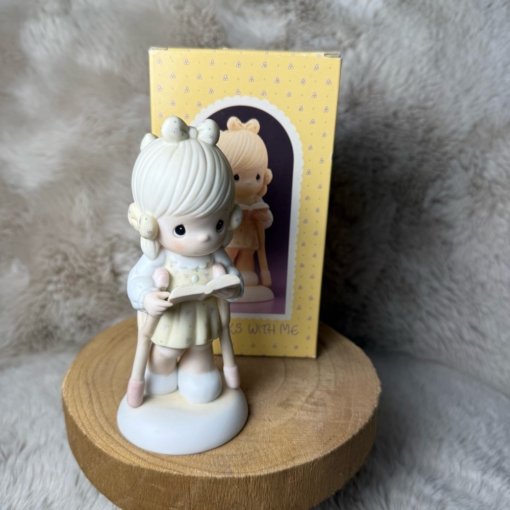 Precious Moments Vintage 1987 Limited Edition He Walks With Me Figurine